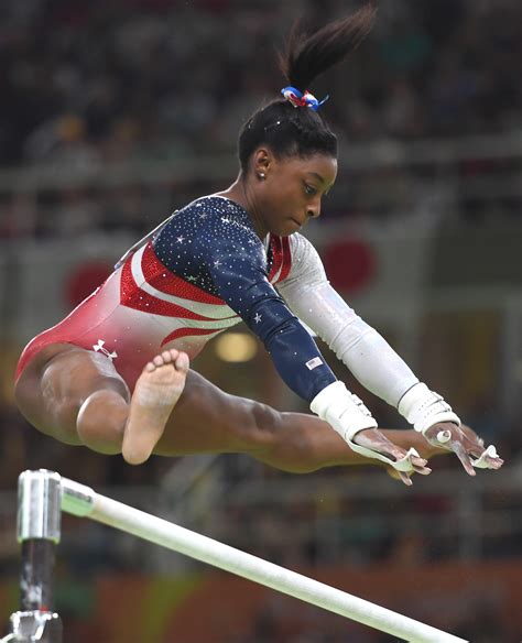 simone biles feet