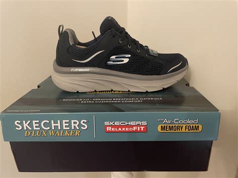 sketchers memory foam