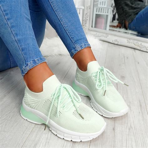 sneakers womens