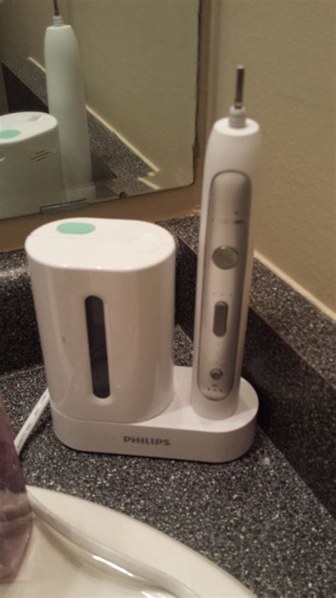 sonicare uv cleaner instructions Reader