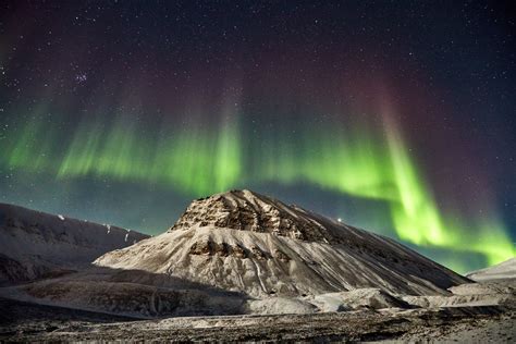 spitzbergen einsame insel im polarlicht Doc