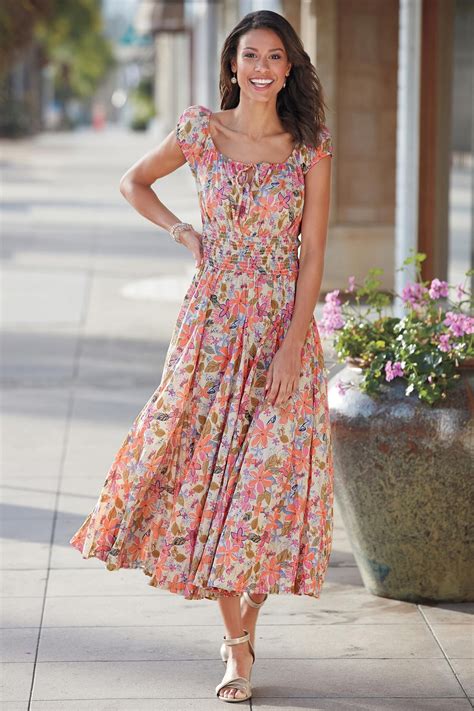 spring dresses with flowers