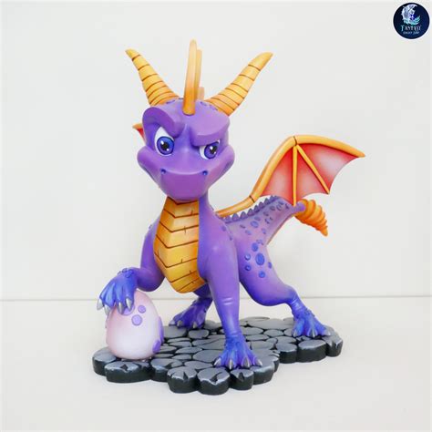 spyro the dragon figure