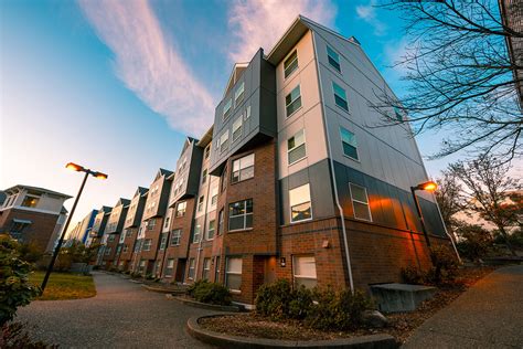 stevens court university of washington