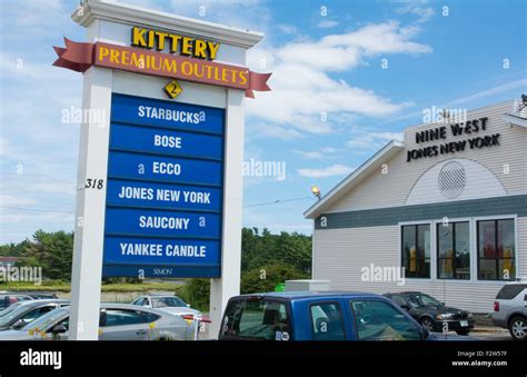 stores in kittery maine