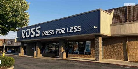 stores near me less than 1 mile to walk