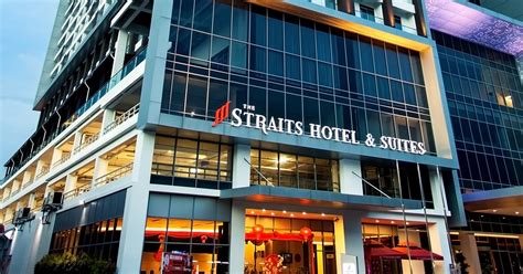 straits hotel