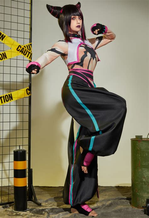 street fighter juri cosplay