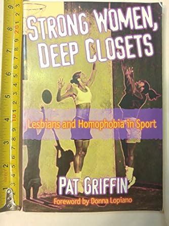 strong women deep closets lesbians and homophobia in sport Epub