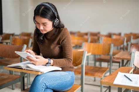 students listening to music in class