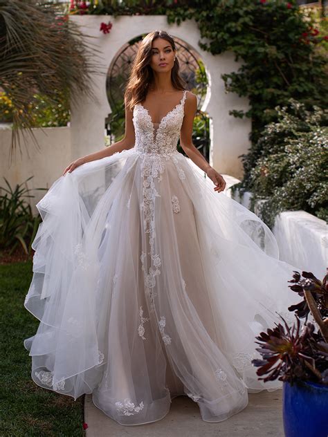 style bridal dress