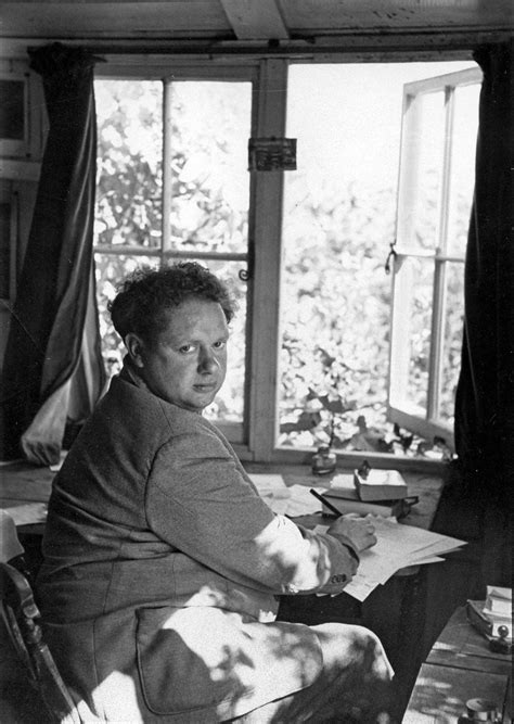 summary of the story a story written by dylan thomas Doc