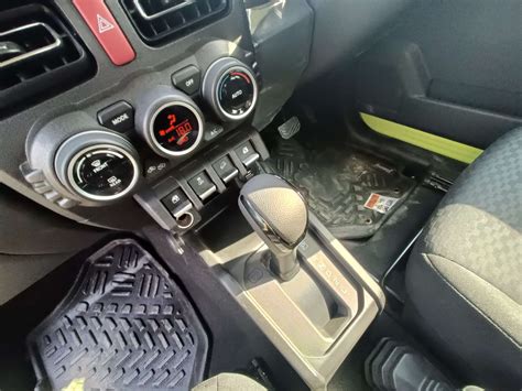 suzuki jimny manual or automatic Doc