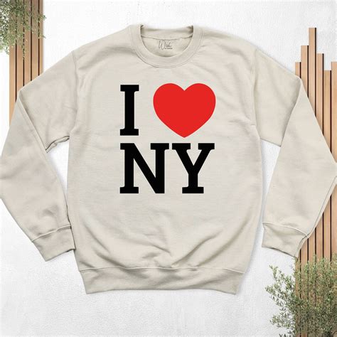 sweatshirt i love ny