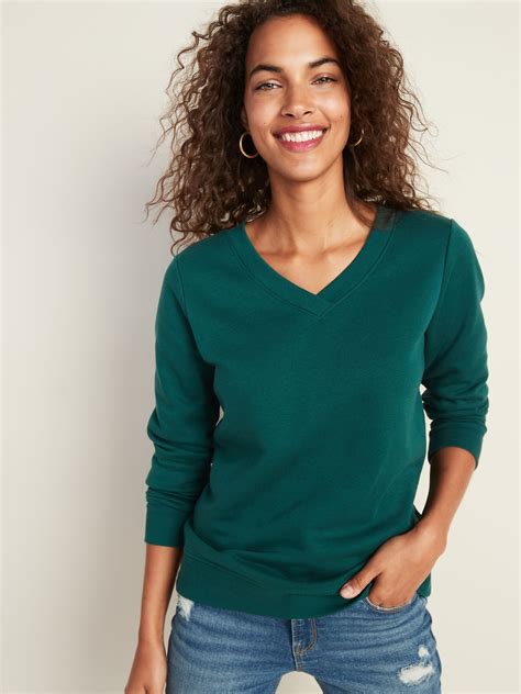 sweatshirt with v neck