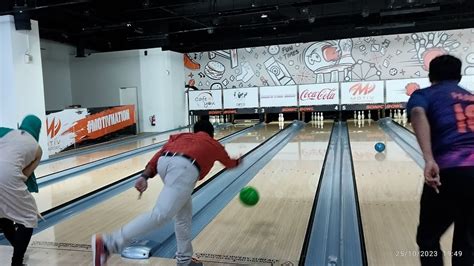 tampines hub bowling