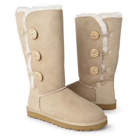 tan Ugg boots