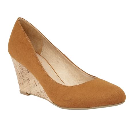 tan wedge heels