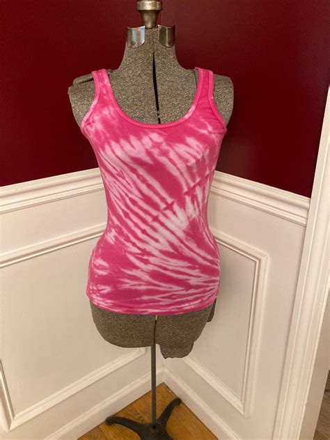 tank top pink