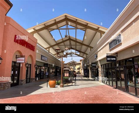 tejon outlets california