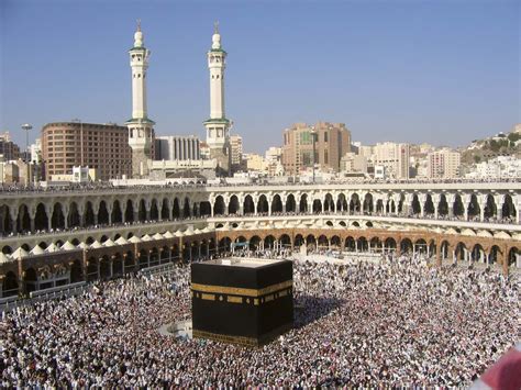 the blessed cities of islam mecca medina PDF