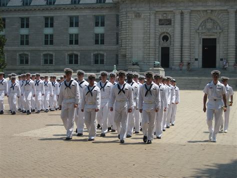 the brigade in review a year at the u s naval academy Kindle Editon