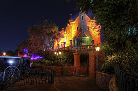 the haunted mansion from the magic kingdom to the movies PDF