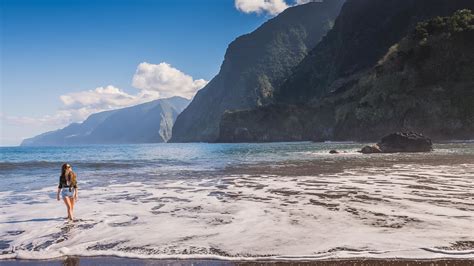the lovers of madera beach Doc
