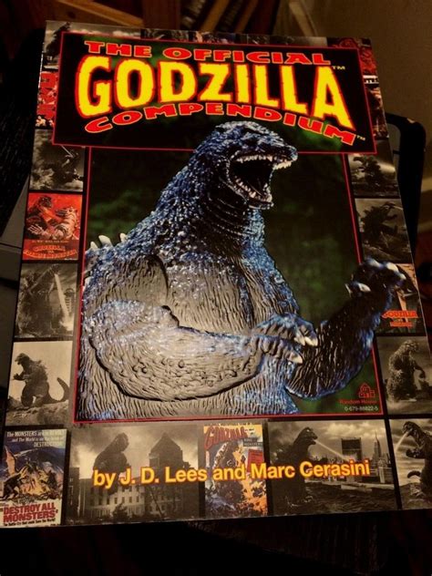 the official godzilla compendium a 40 year retrospective Epub