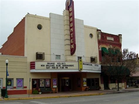 theaters in new braunfels tx