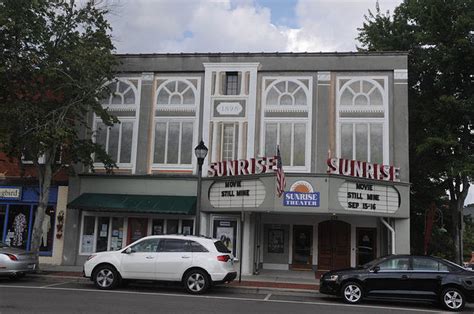 theaters in southern pines nc