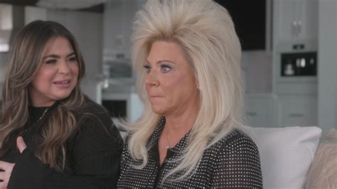 theresa caputo raising spirits episodes