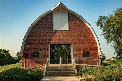 thompson barn lenexa kansas