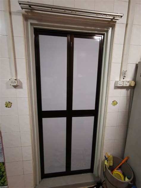 toilet bifold door