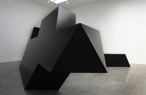 Tony Smith Source Tau Throwback Pace Catalogue