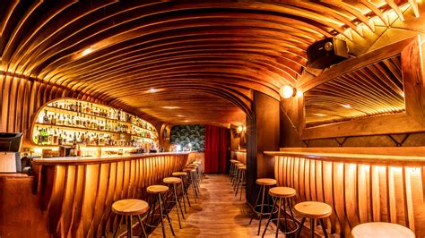 top 50 bars in the world