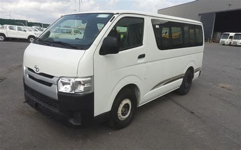 toyota hiace minibus manual Reader