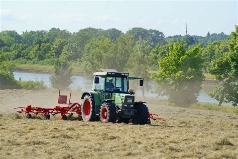 traktoren brosch renkalender teneues bauernhof landwirtschaft Reader