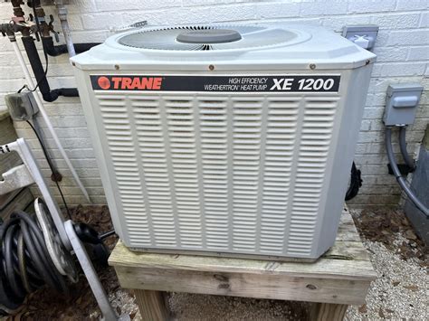 trane xe 1200 manual PDF