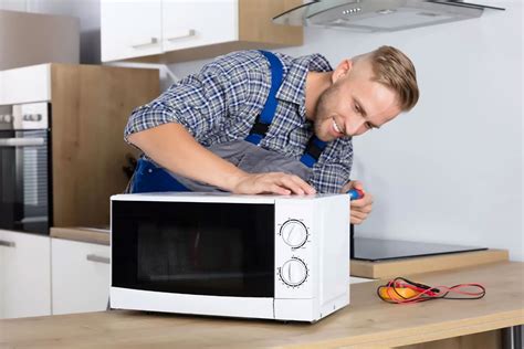 troubleshooting and repairing microwave ovens PDF