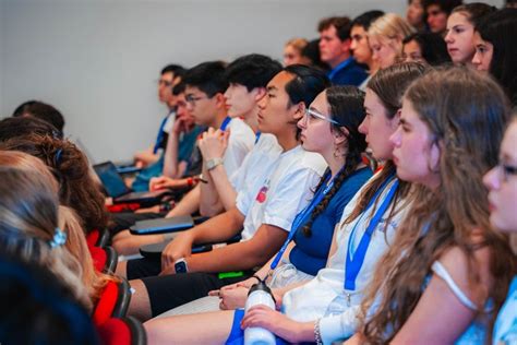 tufts university international relations