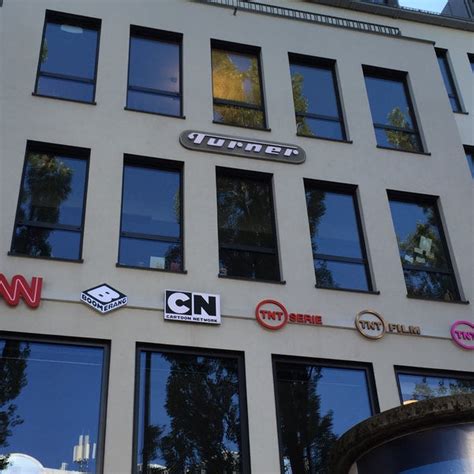 turner broadcasting careers