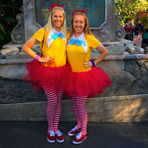 tweedle and tweedle dum costumes