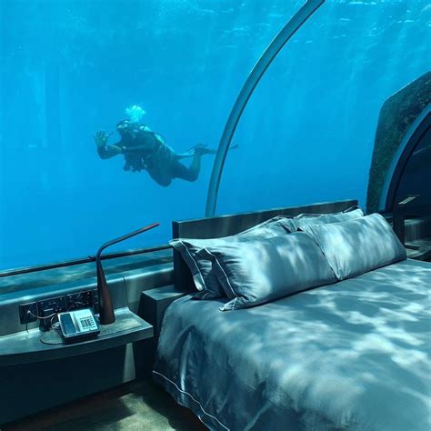 underwater hotel singapore