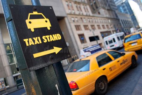 united square taxi stand main entrance