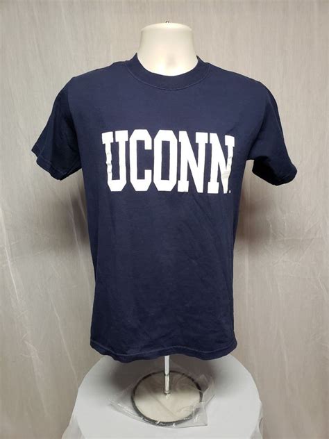 university of connecticut clothing