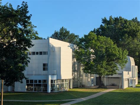 university of hartford library