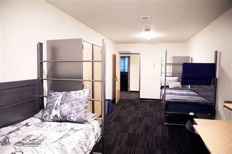 university of milwaukee dorms