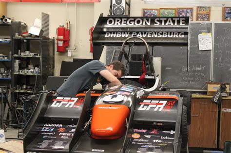 university of oregon mechanical engineering