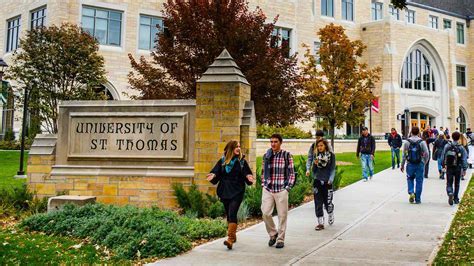 university of st. thomas cost